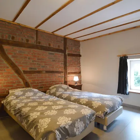 Lovely House With Much Luxury And Comfort *